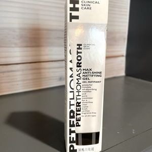Peter Thomas Roth. MAX ANTI SHINE MATTIFYING GEL.
